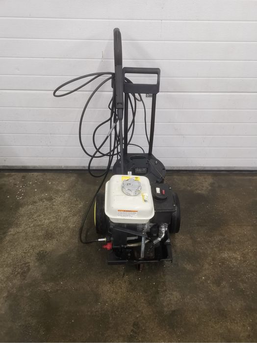 Karcher 855HS aparat de spălat cu presiune apă caldă