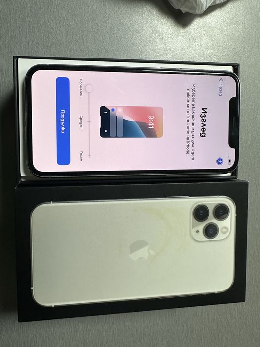 Продавам iphone 11 pro 64GB