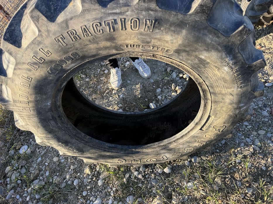 12,4r24 firestone tractor