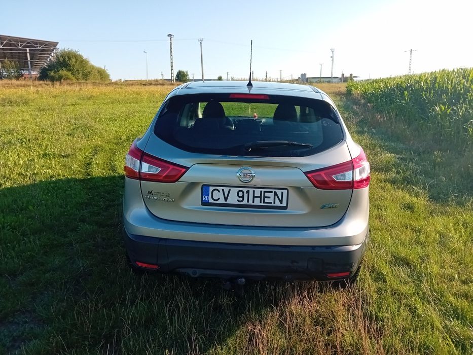 Nissan Qashqai 2015