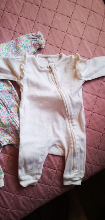 Бебешки ромпъри за момиченце