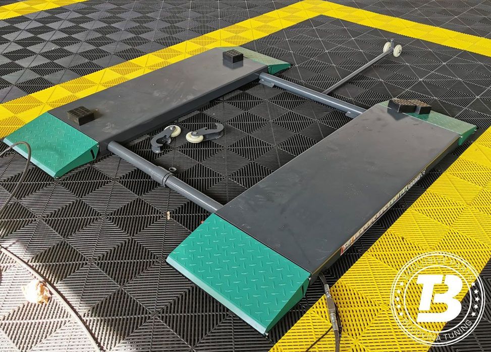 Pardoseala Modulara pentru Garaj si Ateliere Detailing - Galben