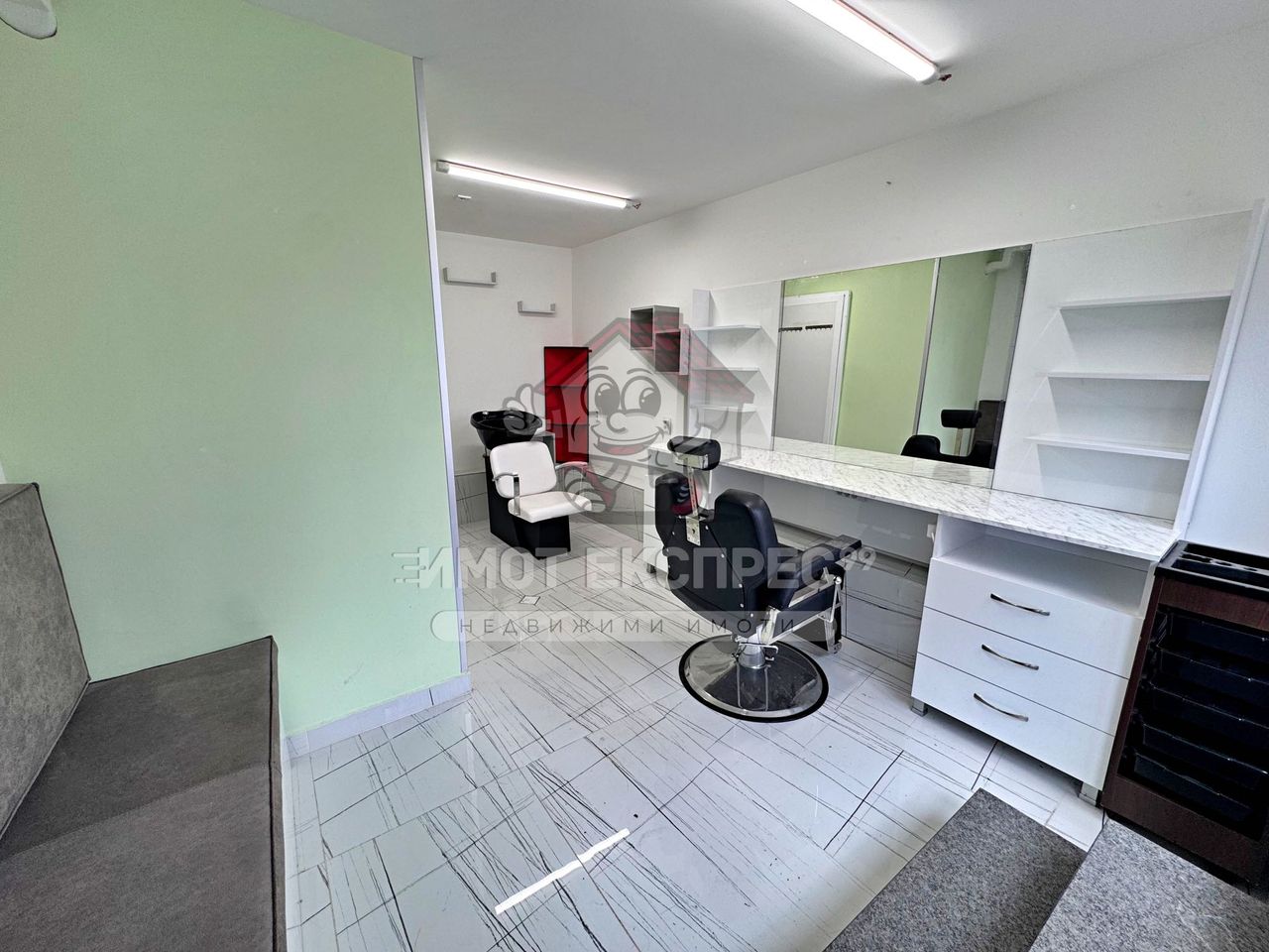 Дава се под наем  в Асеновград -  кв.м за 142.8 € - Снимка #2