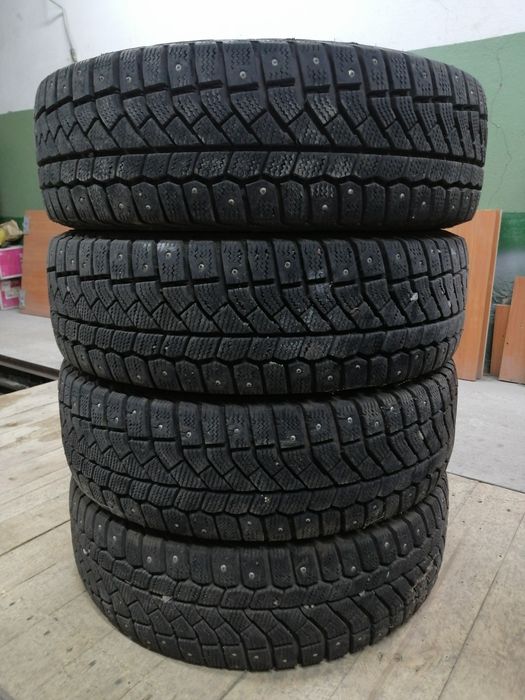 Продам зимние шины