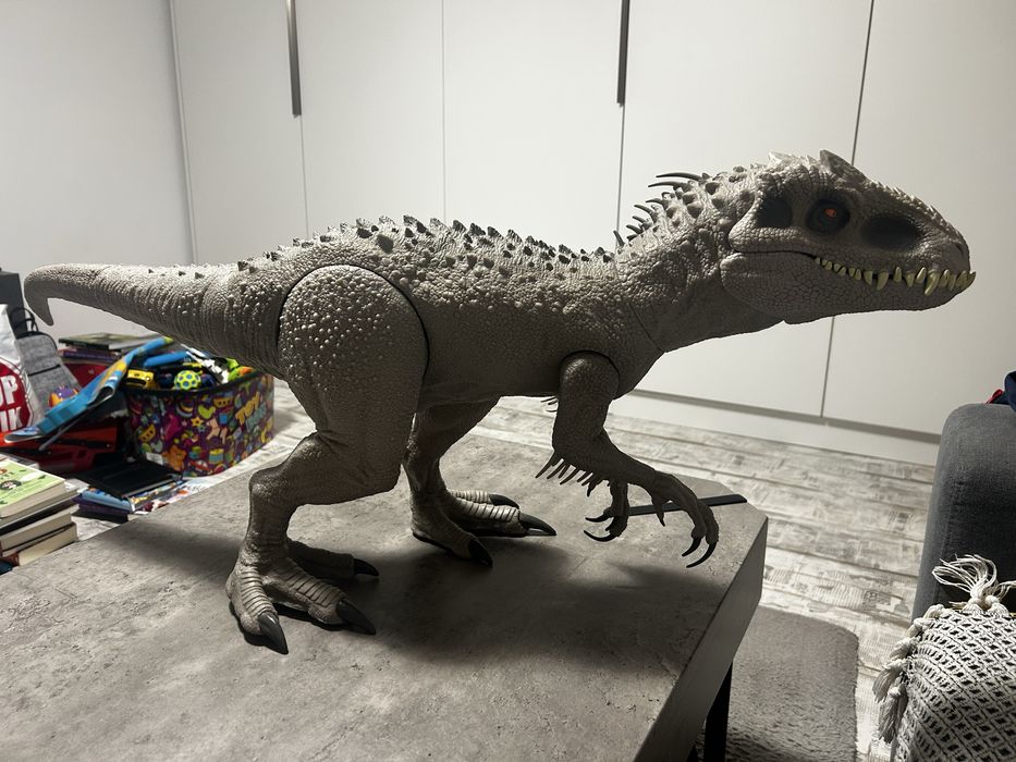 Dinozaur indominus Rex