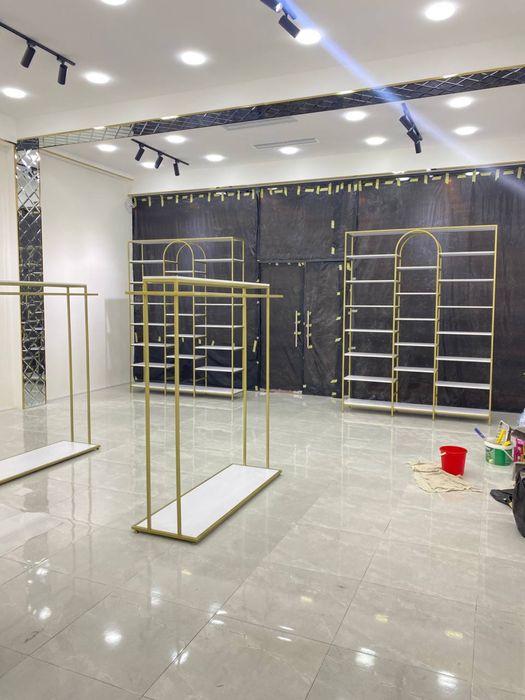 Стеллажы для магазина Dokonlar uchun stellaj для одежды лофи стеллаж