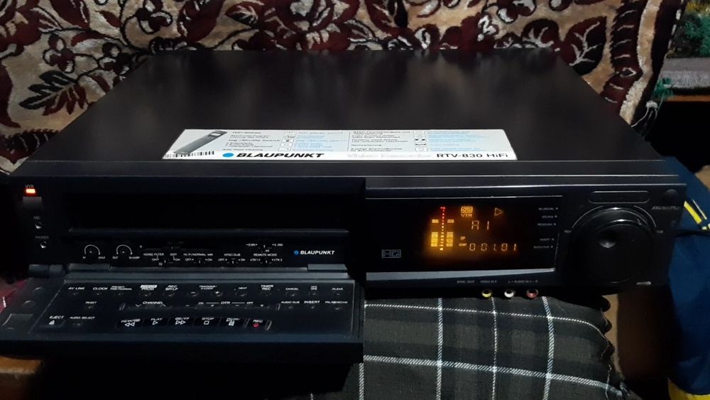 Vând videorecorder blaupunkt stereo rtv-830 în stare bună