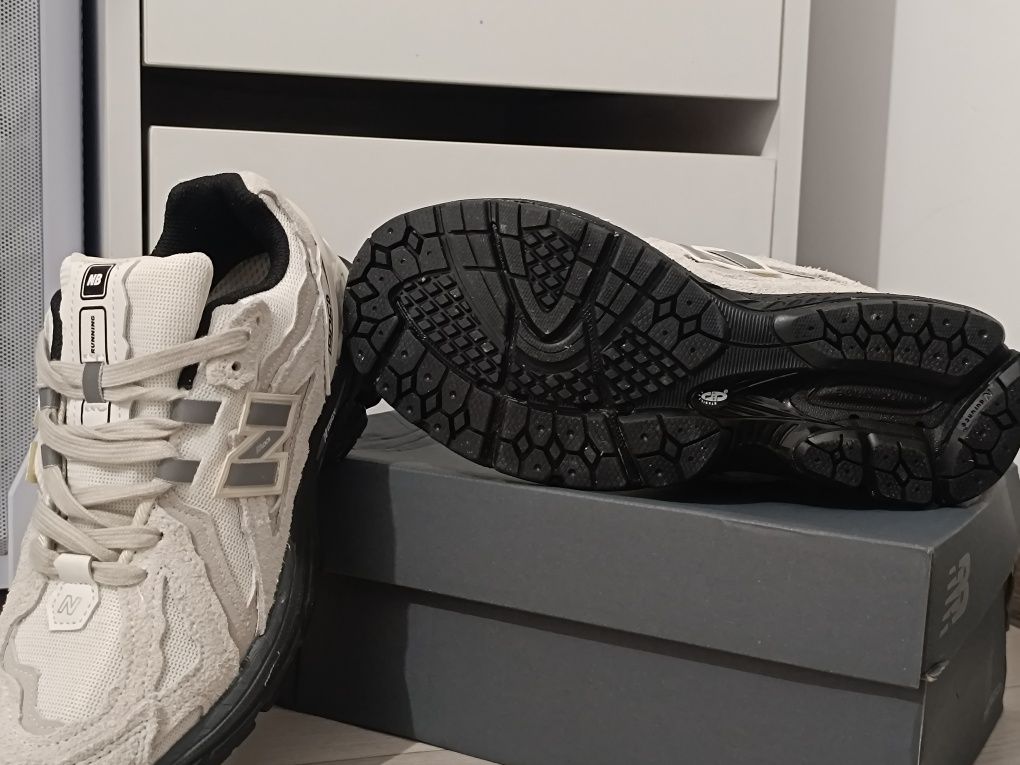 New Balance 1906r