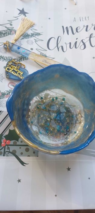 Фруктиера от епоксидна смола