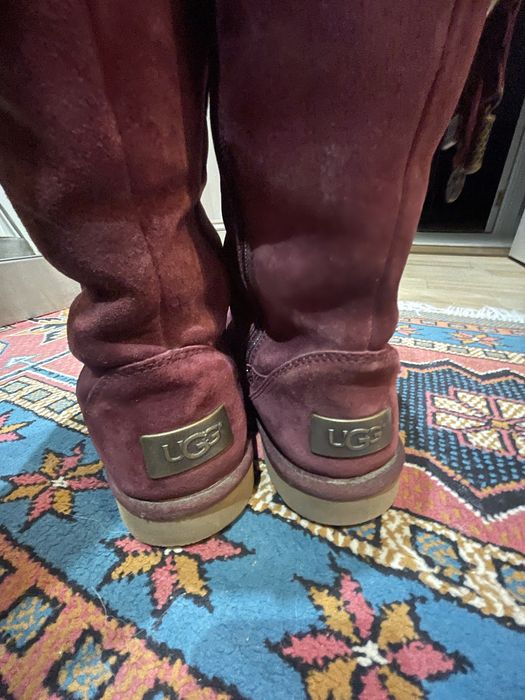 Vand UGG uri inalte cu fermoar