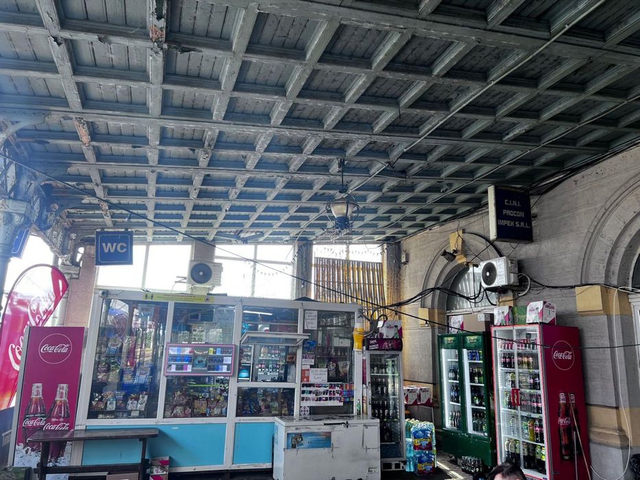 Spațiu comercial 10-15 mp + depozit + terasă 80 mp – peron Gara Obor