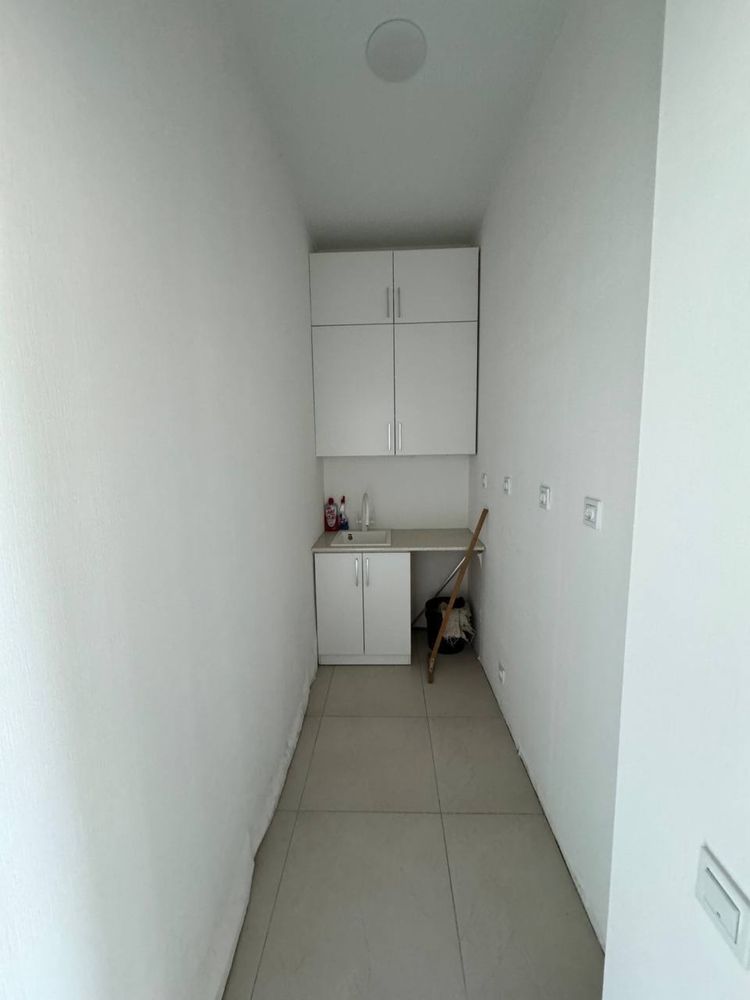 Ракат Ошпаз | 210кв - нежилое помещение вдоль дороги Продажа