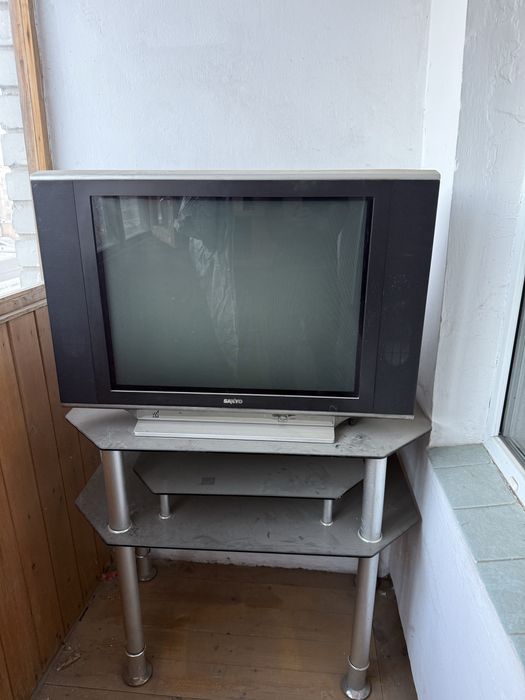 Отдам даром телевизор