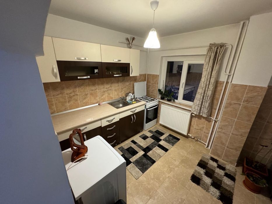 Închiriere garsonieră zona George Enescu