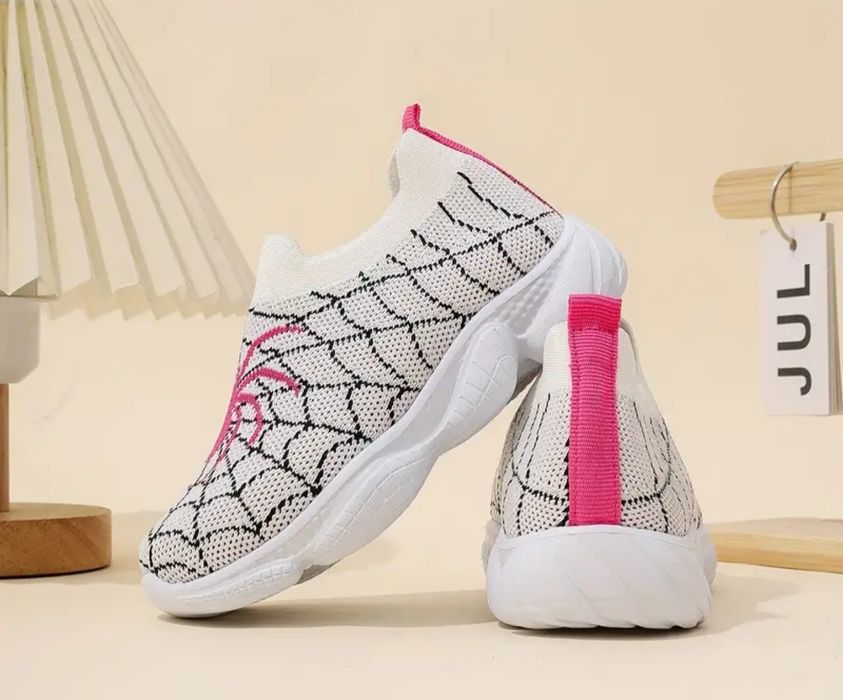 Нови обувки 23 номер.