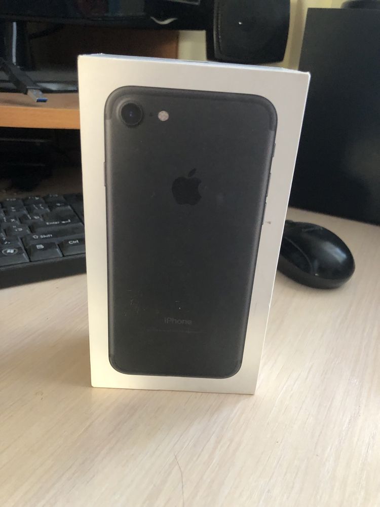 Продам Iphone7