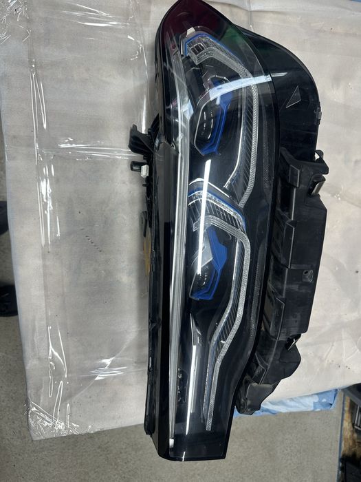 Far stânga full led matrix bmw x7.g07.cod:f00htb705515.