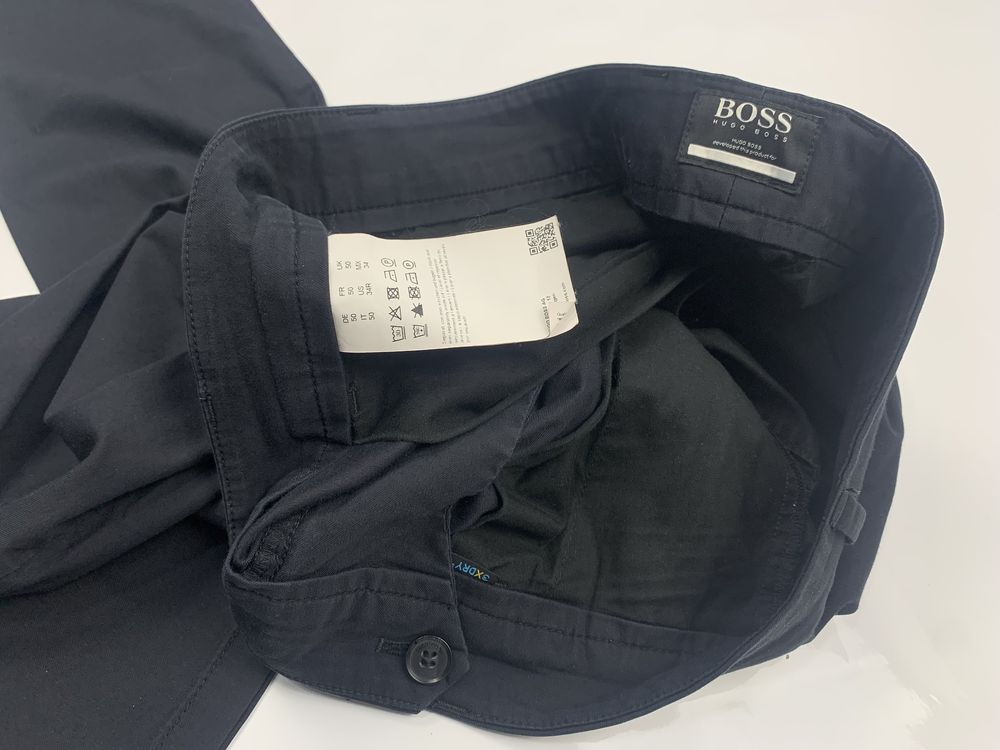 Pantaloni Hugo Boss bărbătești  size 50 autentici 100%