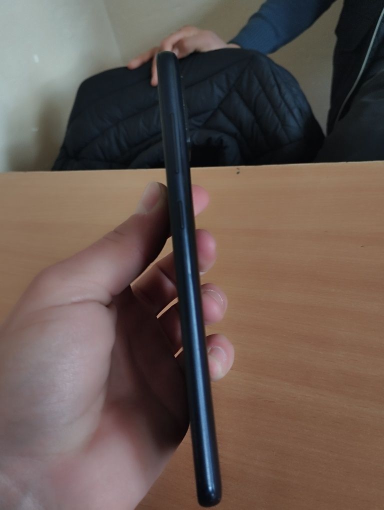 Telefon sotladi narxi albatta kelshladi