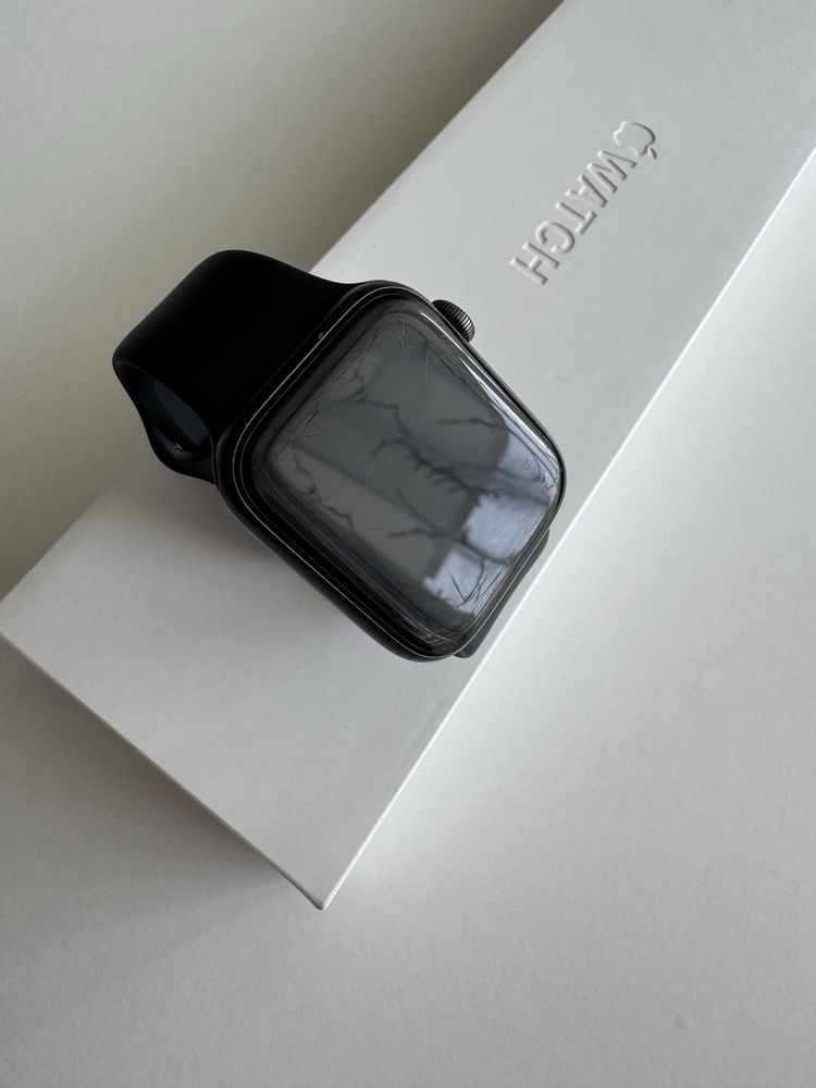 Apple watch S6 44mm