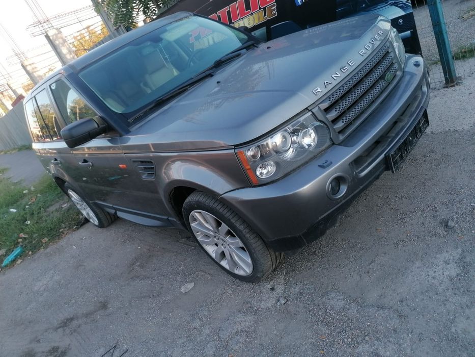 Dezmembrez range rover  2.7 tdi