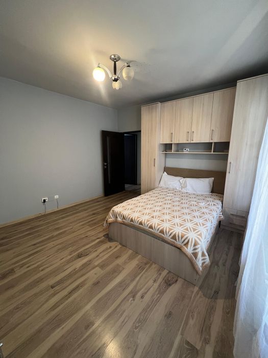 Inchiriez apartament 2 camere Voluntari