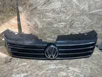 Grila centrala Volkswagen Passat b7 cod: 3AA 853 651