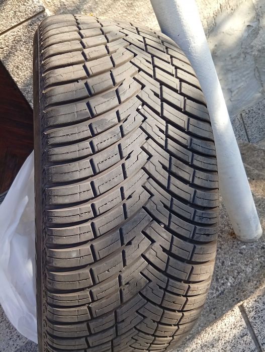 Гуми Pirelli Scorpion 265x50x20R grand cherokee wk2