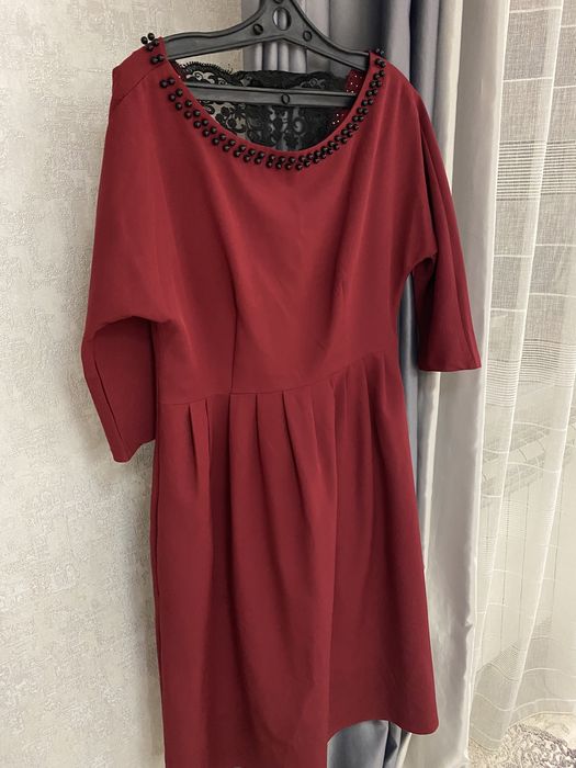 Продам платья вечерние (офисные, праздничные) цены от 2 тыс