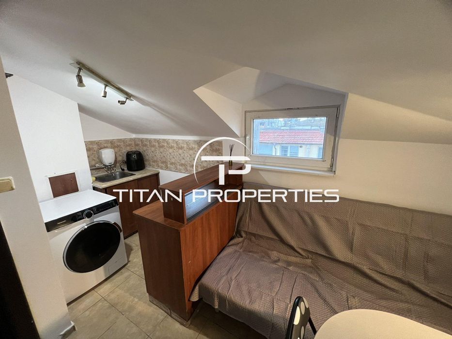 Дава се под наем Едностаен апартамент в Бургас, Възраждане - 35 кв.м за 255 € - Снимка #3