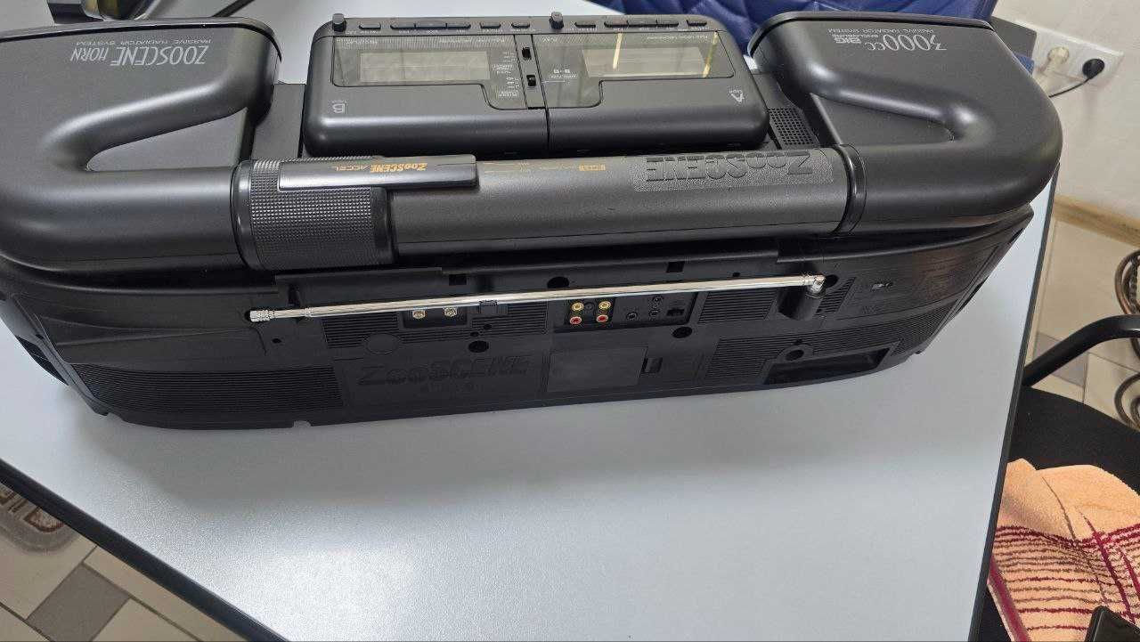 Продается кассетная магнитола SANYO PHWCD950