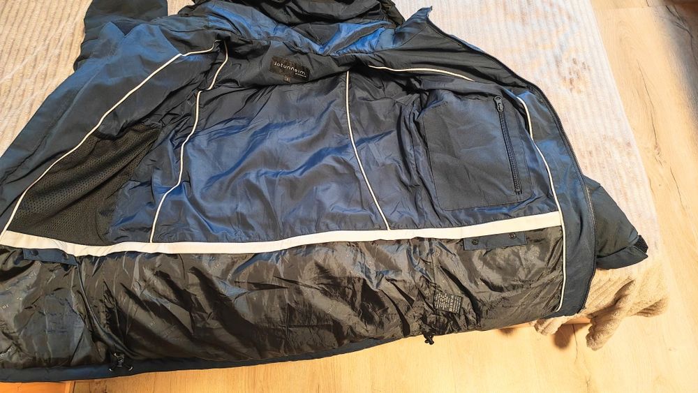 Мъжко зимно яке размер М