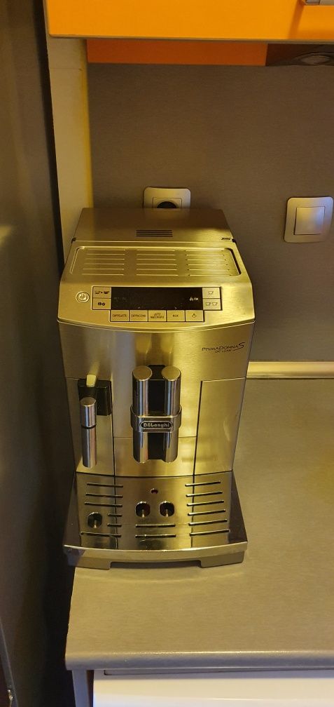 Кафе автомат Delonghi Primadonna S Deluxe