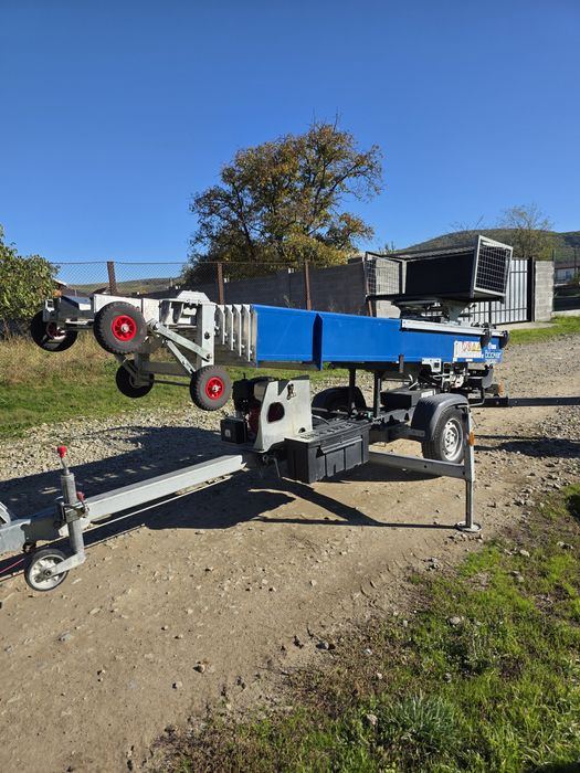 Vând lift constructii, lift exterior, nacela