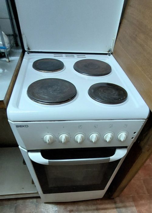 BEKO кухненска печка с котлони