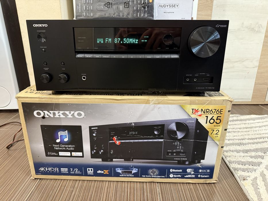 Onkyo TX-NR676e Bluetooth Wi-Fi Dolby atmos