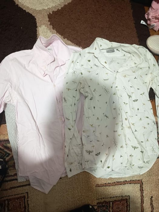 Vând cămăși de bărbati