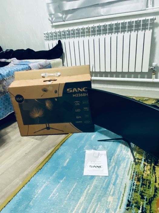 продаю монитор sanc