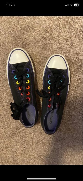 Tenisi Converse colorati