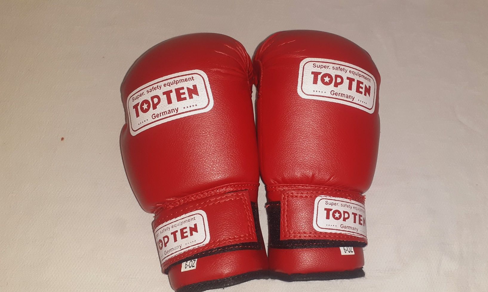 Бокс перчатки TOPTEN