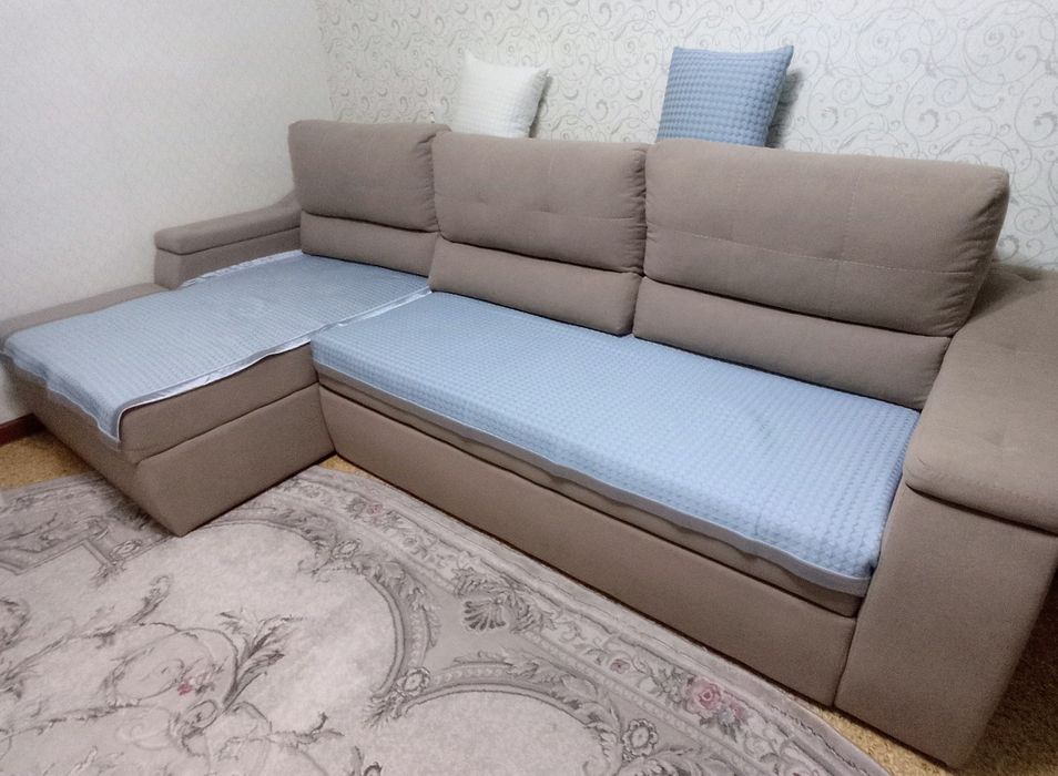 Продам угловой  диван в хорошем состоянии