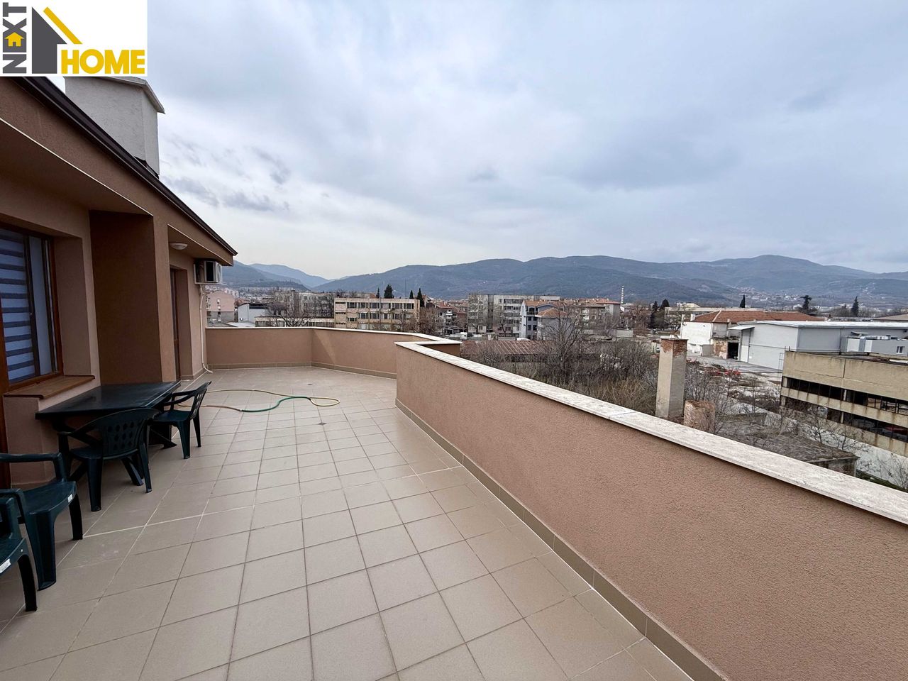 Продава се Тристаен апартамент в Асеновград - 146 кв.м за 1316 €/кв.м - Снимка #6
