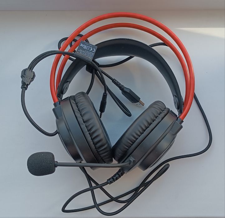 Продам наушники A4Tech Bloody G200