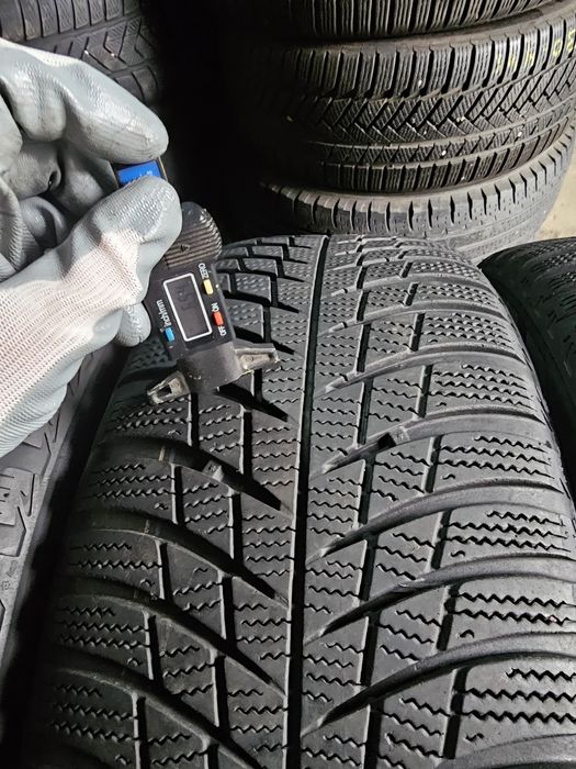 4 anvelope iarna 215 55 17 Bridgestone