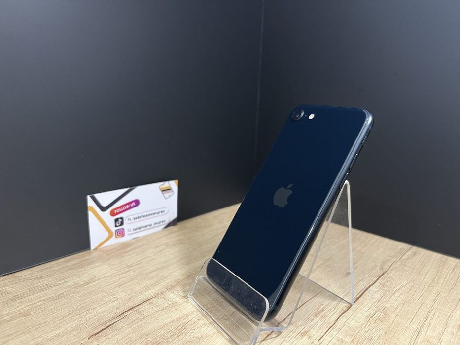 iPhone SE(2022) 64Gb Black Second-Hand Bun 3 ani garanție, Telefoane M