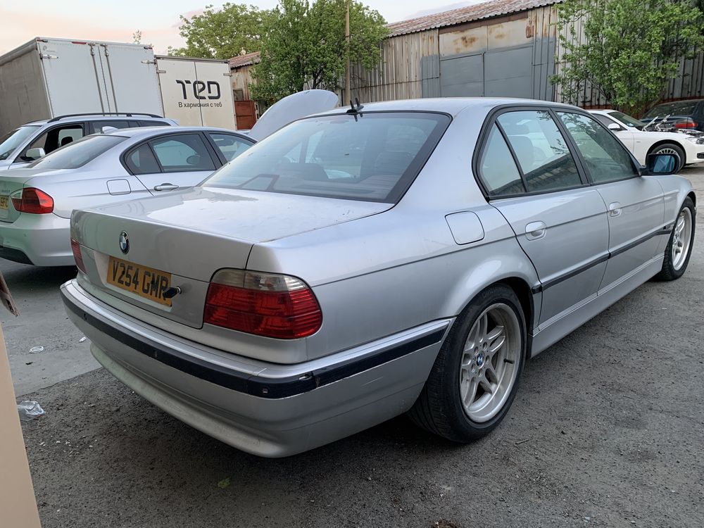 Продаваме на части бмв е38 728и bmw e38 728i