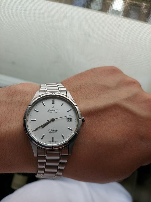 Ceas elegant elvețian Atlantic Seabase quartz,baterie noua,impecabil