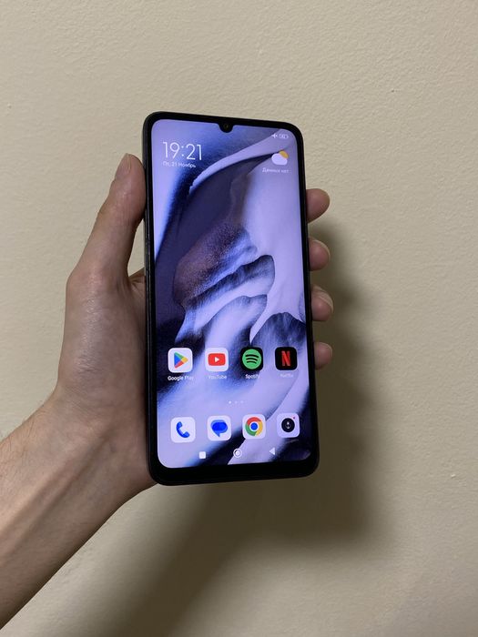 Redmi 13C 128GB Оперативка 12 / 6