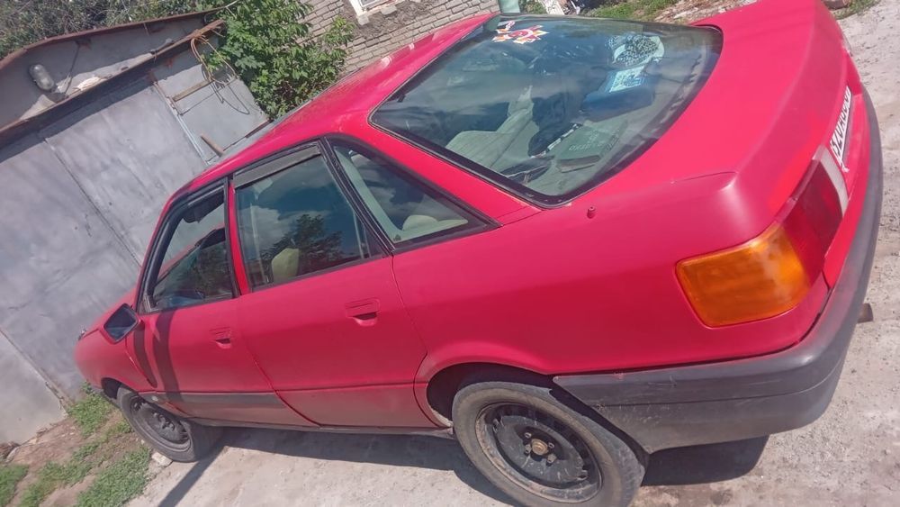 Продаётся Ауди 80 б3