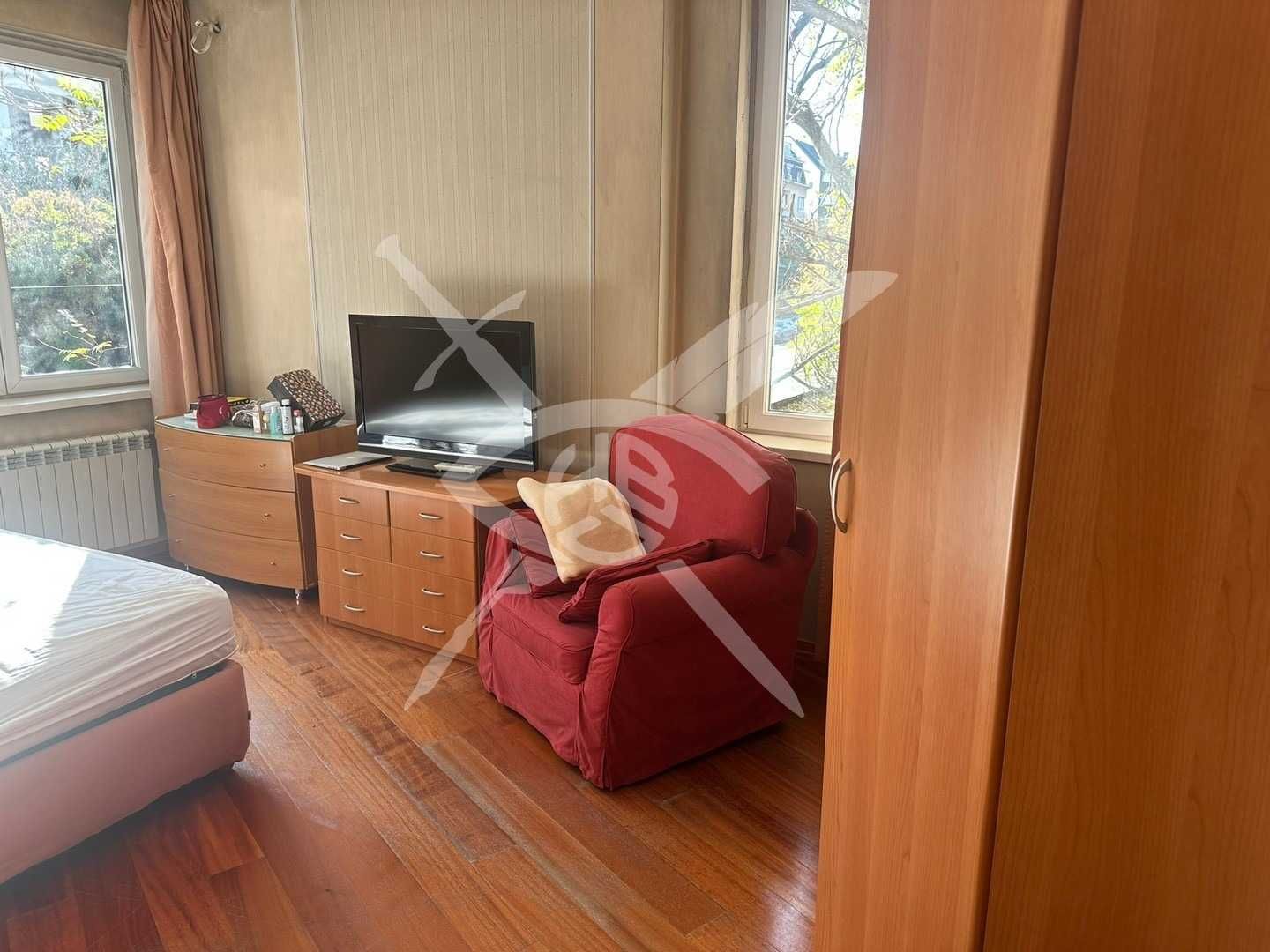 Къща в Зона Б-18 № 69612